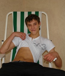 russian teen 5af7a2fee1e5c.jpg