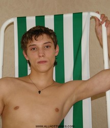 russian teen 5af7a328e354d.jpg