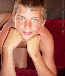 Serge 5af7a85aa2a36.jpg