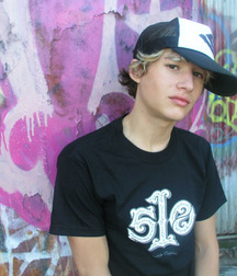 Skater sammy 5afa21ee4c247.jpg