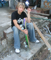 Skater sammy 5afa21f8a63dd.jpg