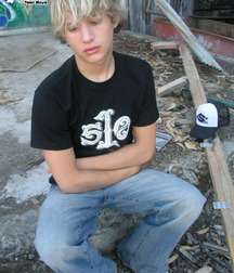 Skater sammy 5afa21fc90f6e.jpg