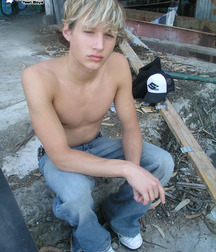Skater sammy 5afa2208306d6.jpg