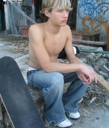 Skater sammy 5afa2211450c7.jpg