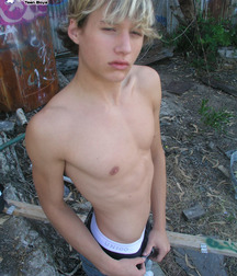 Skater sammy 5afa2216b8ff0.jpg