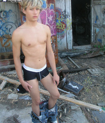 Skater sammy 5afa222770fd2.jpg