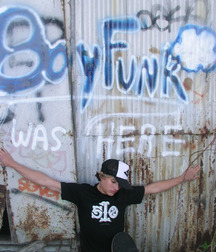 Skater sammy 5afa22a4dce51.jpg