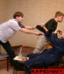 Three 5afcbedd478ef.jpg
