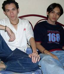Tyron and Dave 5afcc34ca676c.jpg