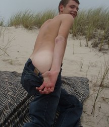 Denis 5b0cb3eb004c6.jpg