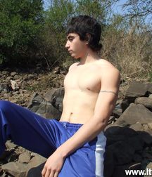 Federico 5b10a7c57a16b.jpg