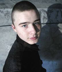 Karl 5b1b3f5c77d29.jpg