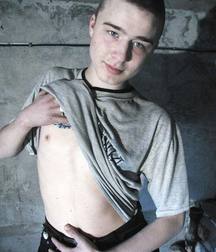 Karl 5b1b3f684fb72.jpg