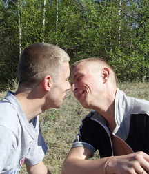 King and Max 5b1b444ab6faa.jpg