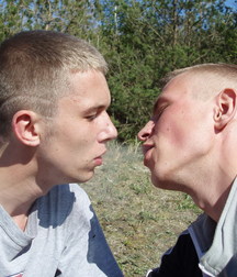 King and Max 5b1b444e4f7e1.jpg