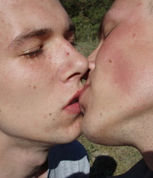 King and Max 5b1b4464b5e08.jpg