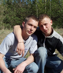 King and Max 5b1b447a49664.jpg