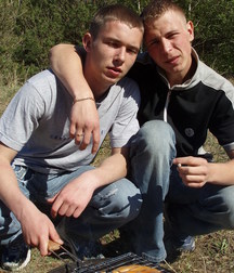 King and Max 5b1b447ee4b65.jpg
