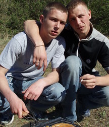 King and Max 5b1b447fc9db3.jpg