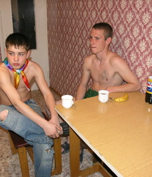 Mike and friend 5b30405919f86.jpg