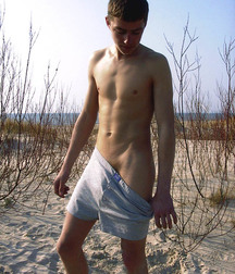 Mike 5b358f5319fec.jpg