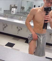 Rippin Nick 5b3590df1789c.jpg