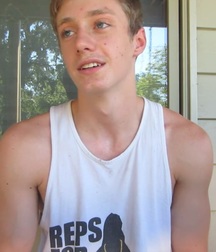 Rippin Nick 5b35912c48303.jpg