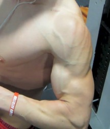 Rippin Nick 5b359137789f7.jpg