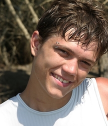 Raul 5b39f3ace278a.jpg