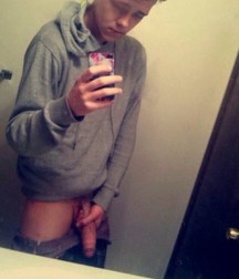 Random Boys 5b3cf407549aa.jpg