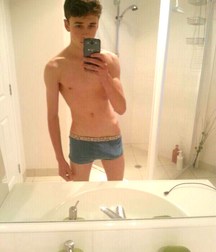 Random Boys 5b3cf42a4f235.jpg