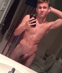 Random Boys 5b3cf4403bd8e.jpg