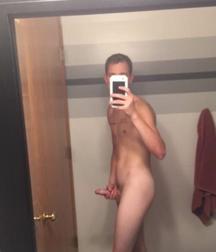 Random Boys 5b3cf46d161d1.jpg