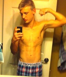Random Boys 5b3cf4a6b5999.jpg