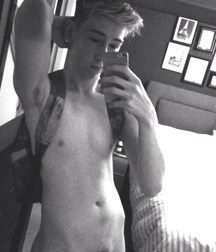 Random Boys 5b3cf4b44273c.jpg