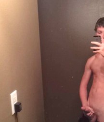 Random Boys 5b3cf4c9250fb.jpg
