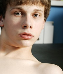 Alexi 5b3d7048ec6fd.jpg