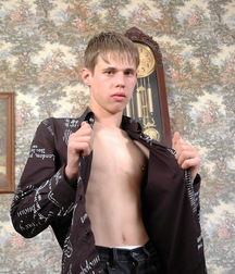 Andre 5b3d70b02c380.jpg