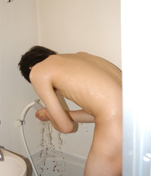 Asian boy 5b3d72d143a9a.jpg