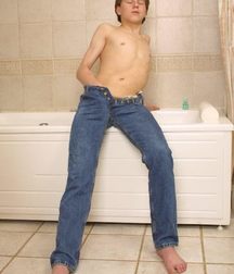 Bathroom dude 5b3d748775412.jpg