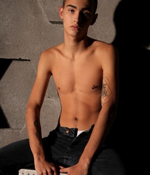 Bryan 5b3de51ec7f68.jpg