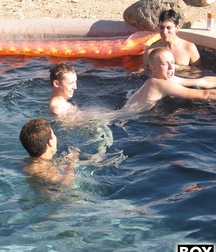 friends 5b416f3f72185.jpg