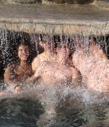 friends 5b416f44aec41.jpg