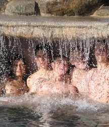 friends 5b416f4906da6.jpg