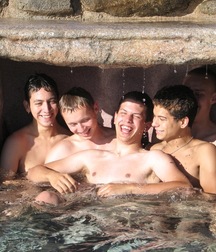 friends 5b416f4b334c5.jpg