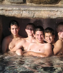 friends 5b416f4d67af6.jpg