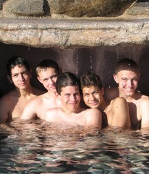 friends 5b416f5089cbd.jpg