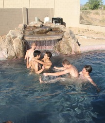 friends 5b416f60311e5.jpg