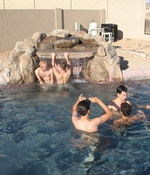 friends 5b416f6348e09.jpg