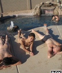 friends 5b416f920ffcf.jpg